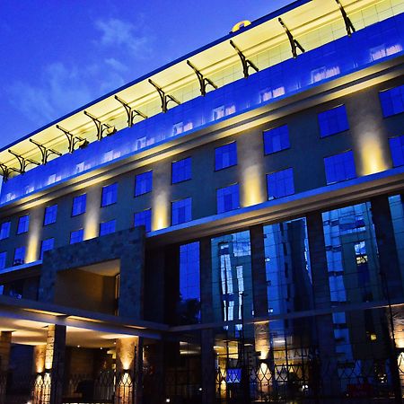 Hotel Doubletree By Hilton Nairobi Zewnętrze zdjęcie