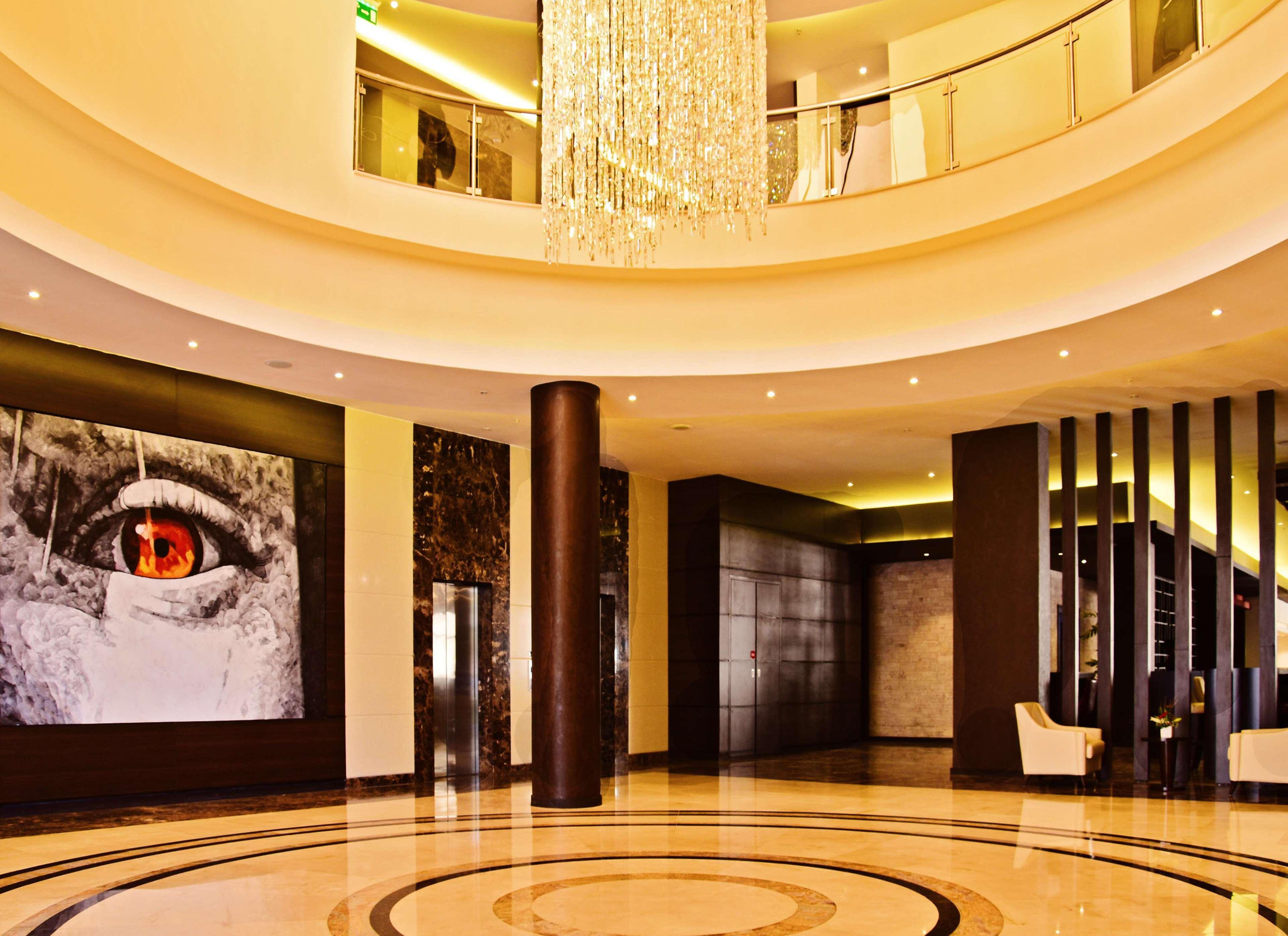 Hotel Doubletree By Hilton Nairobi Zewnętrze zdjęcie